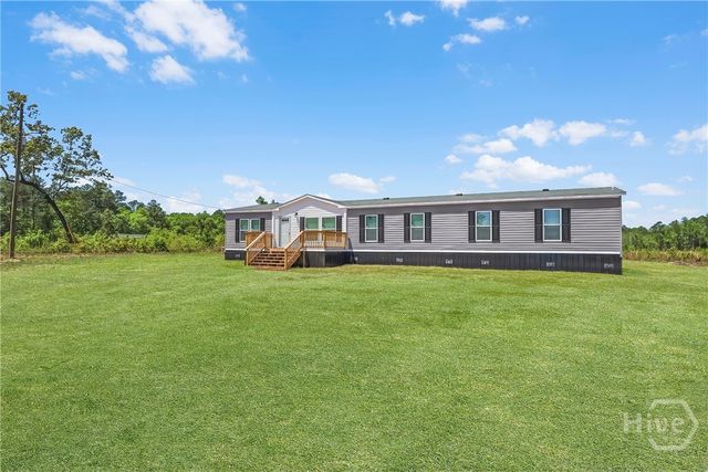221 County Line Road, Hinesville, GA 31313