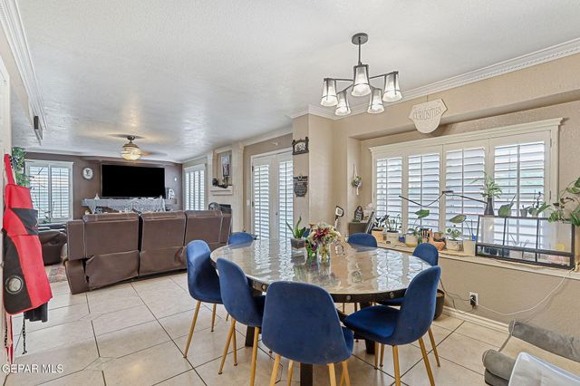 2053 GUS MORAN Street, El Paso, TX 79936