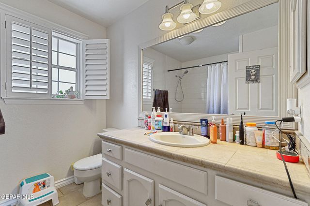 2053 GUS MORAN Street, El Paso, TX 79936