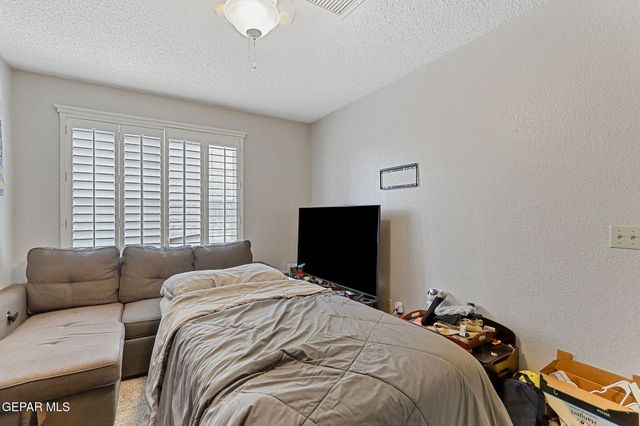 2053 GUS MORAN Street, El Paso, TX 79936