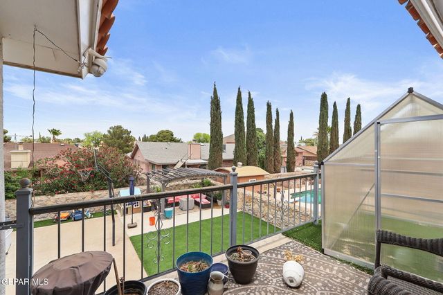 2053 GUS MORAN Street, El Paso, TX 79936