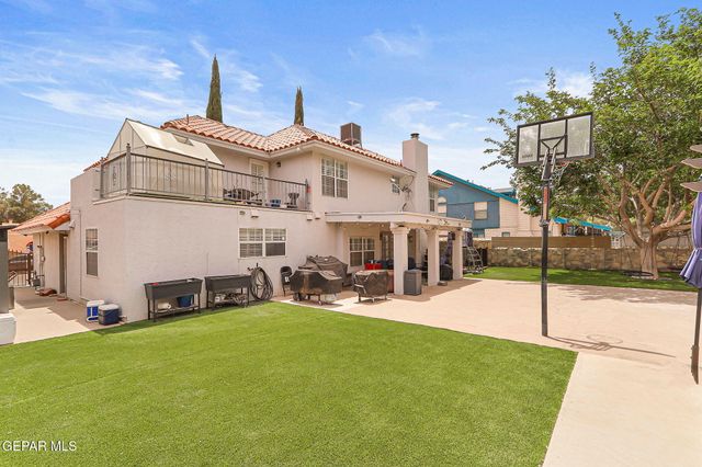 2053 GUS MORAN Street, El Paso, TX 79936