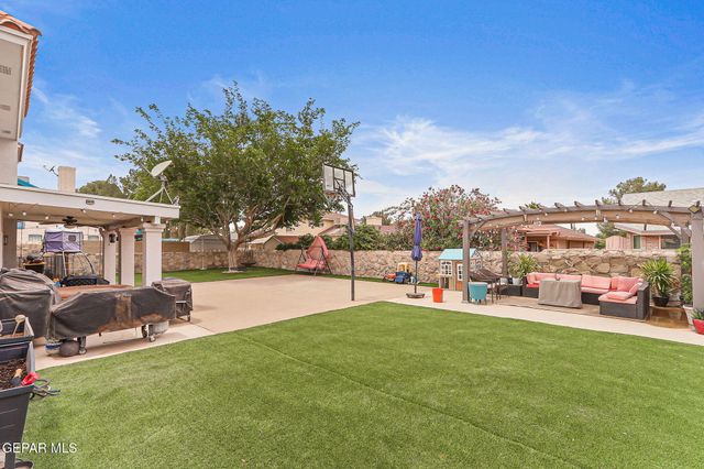 2053 GUS MORAN Street, El Paso, TX 79936