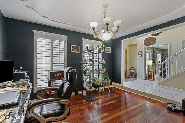 2053 GUS MORAN Street, El Paso, TX 79936