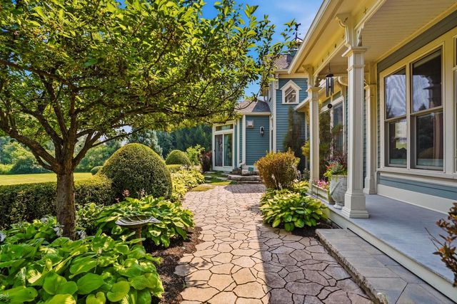 12921 N Fox Hollow ROAD, Mequon, WI 53097