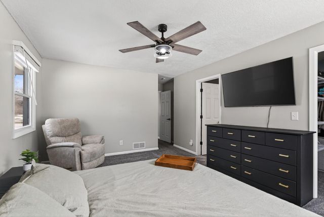 9351 Ochoa Avenue NE, Otsego, MN 55330