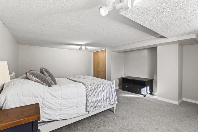 9351 Ochoa Avenue NE, Otsego, MN 55330