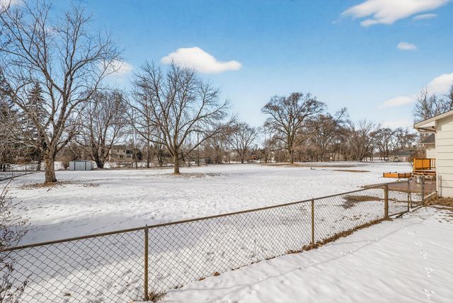 9351 Ochoa Avenue NE, Otsego, MN 55330