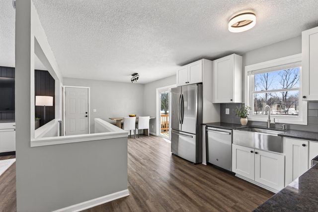 9351 Ochoa Avenue NE, Otsego, MN 55330