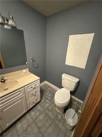 3077 Auberle St, N Versailles, PA 15132