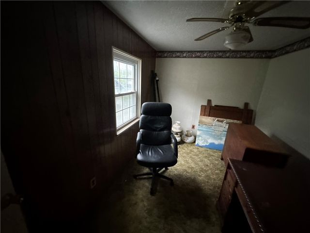 3077 Auberle St, N Versailles, PA 15132