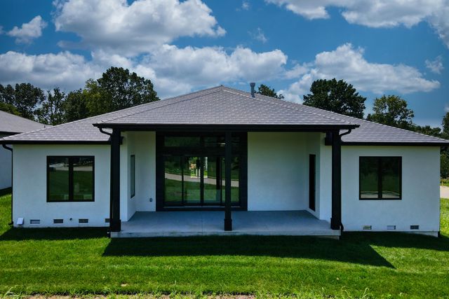 4115 E Vintage Point Drive, Springfield, MO 65809