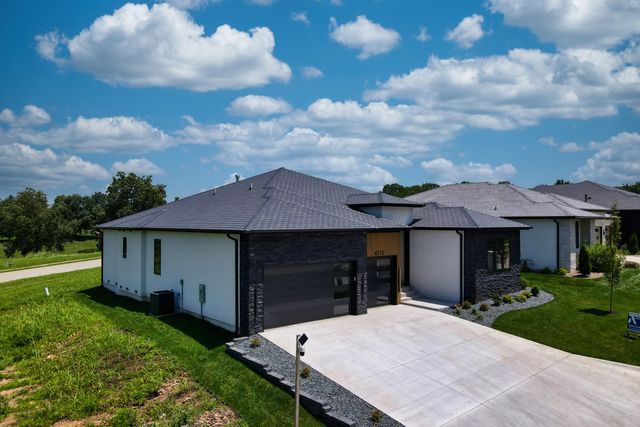 4115 E Vintage Point Drive, Springfield, MO 65809