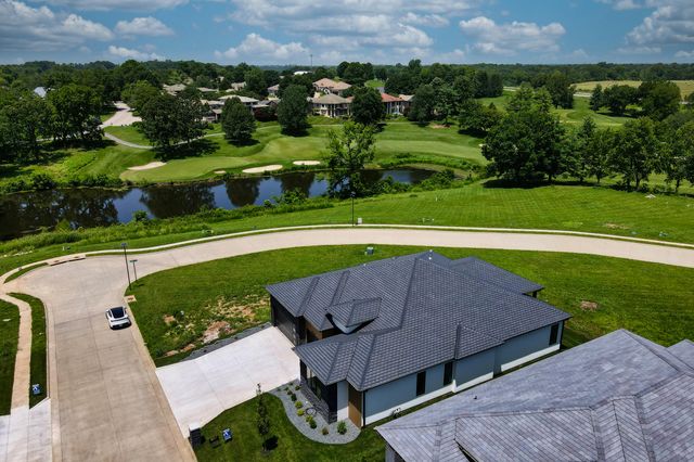 4115 E Vintage Point Drive, Springfield, MO 65809