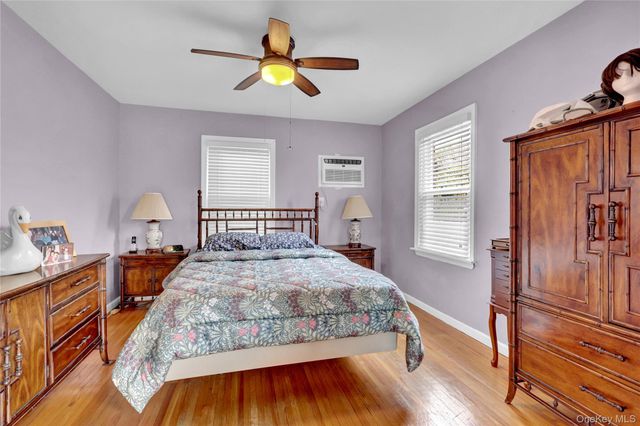 1020 N 5th Street, New Hyde Park, NY 11040