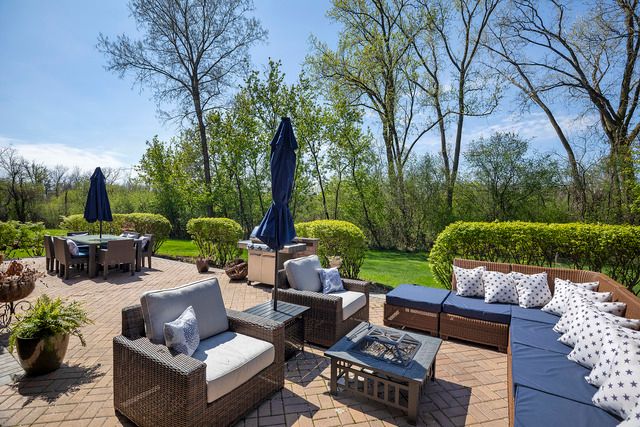 1630 Ridge Road, Highland Park, IL 60035