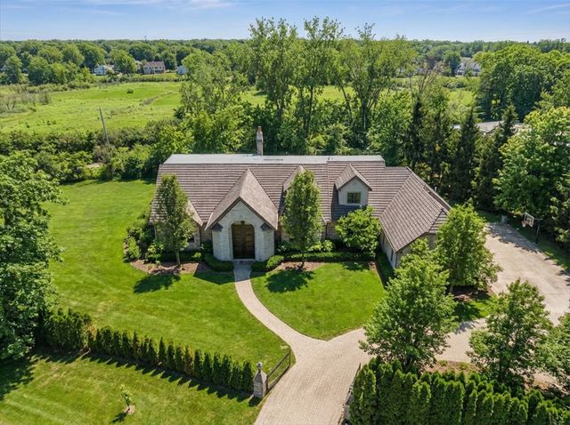 1630 Ridge Road, Highland Park, IL 60035