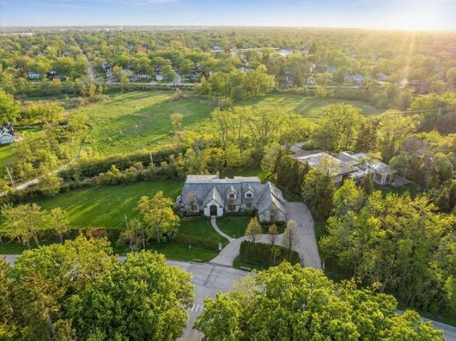 1630 Ridge Road, Highland Park, IL 60035
