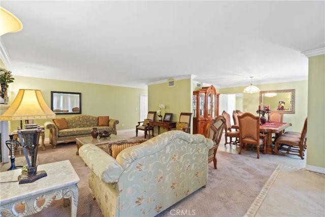 9560 Shoshone Avenue, Northridge, CA 91325