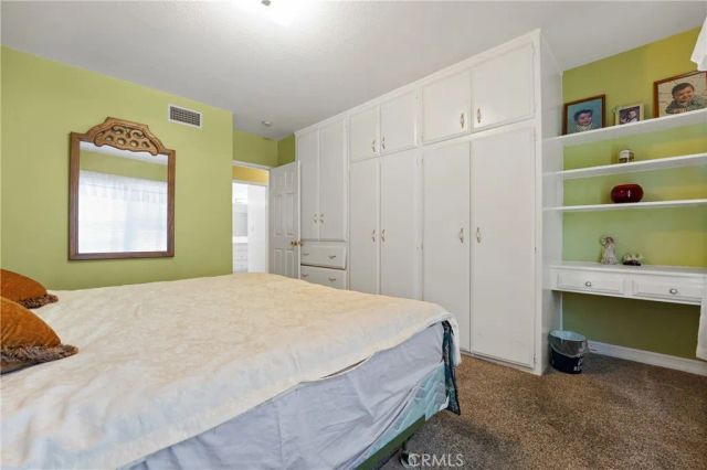 9560 Shoshone Avenue, Northridge, CA 91325