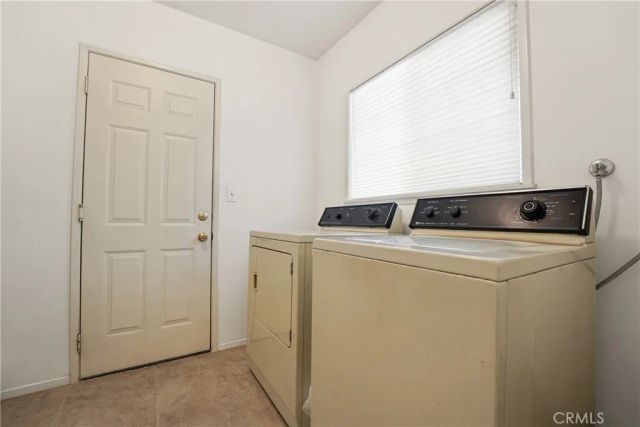 9560 Shoshone Avenue, Northridge, CA 91325