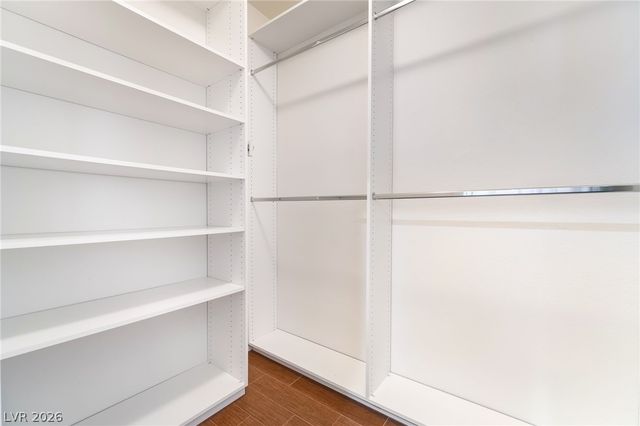 31 Indian Run Way, Las Vegas, NV 89148