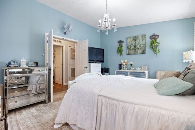 817 33rd Street SW, Bondurant, IA 50035