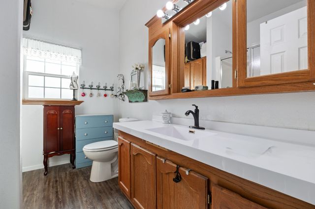 817 33rd Street SW, Bondurant, IA 50035