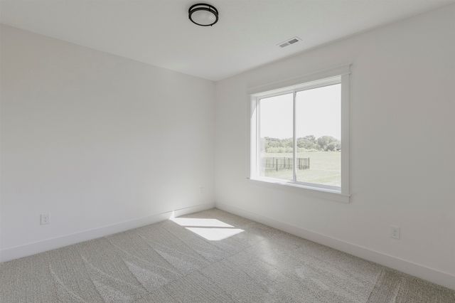 5619 163rd Street, Urbandale, IA 50323