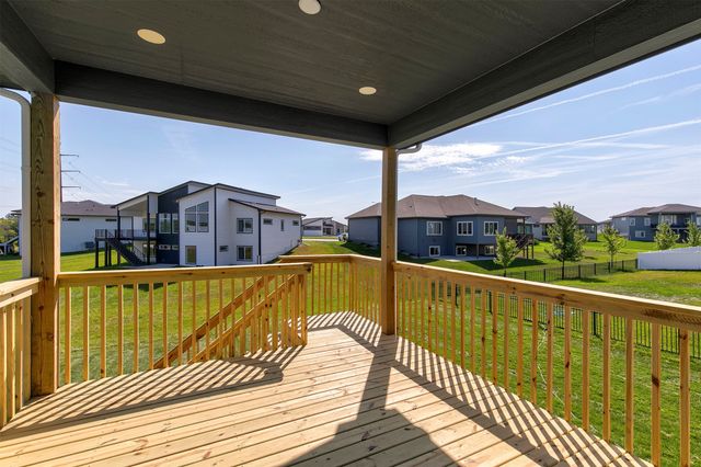 5619 163rd Street, Urbandale, IA 50323