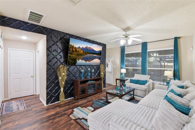 21126 Sprouse Circle, Humble, TX 77338