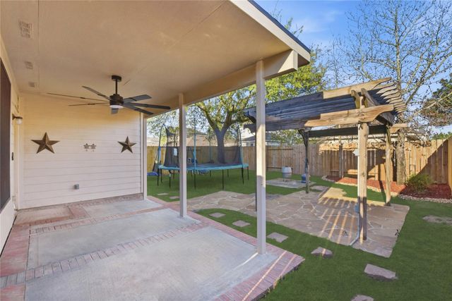 21126 Sprouse Circle, Humble, TX 77338