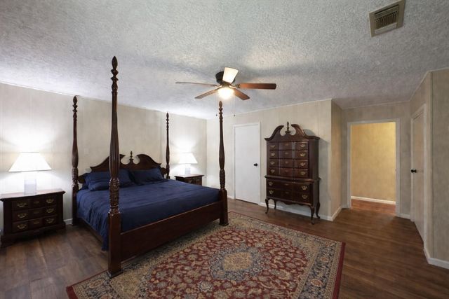 297 County Road 4479, Warren, TX 77664