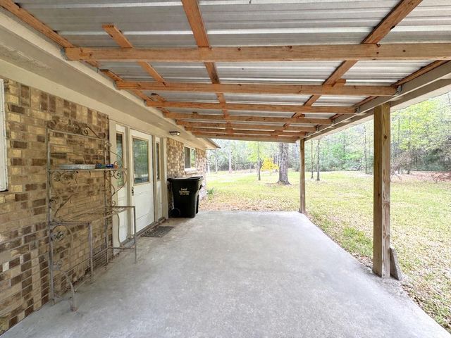 297 County Road 4479, Warren, TX 77664