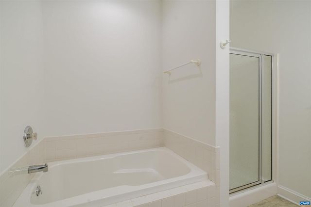 1362 PANTOPS COTTAGE CT, Charlottesville, VA 22911