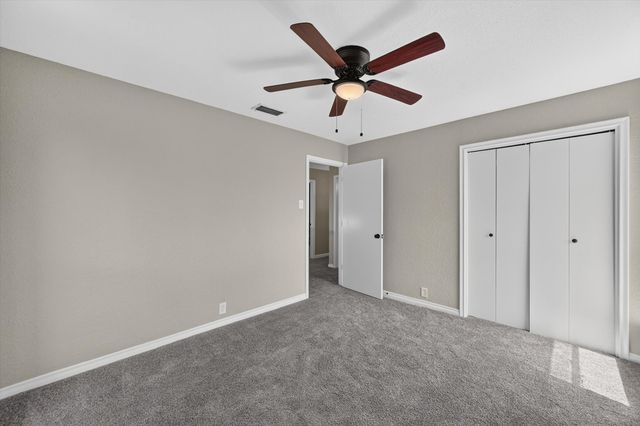 344 Woodbrook Drive, Desoto, TX 75115