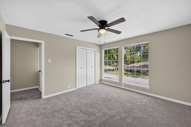 344 Woodbrook Drive, Desoto, TX 75115