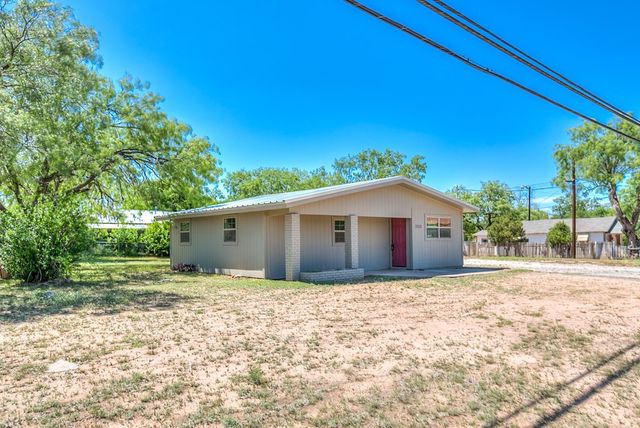2113 S Hill Street, San Angelo, TX 76903
