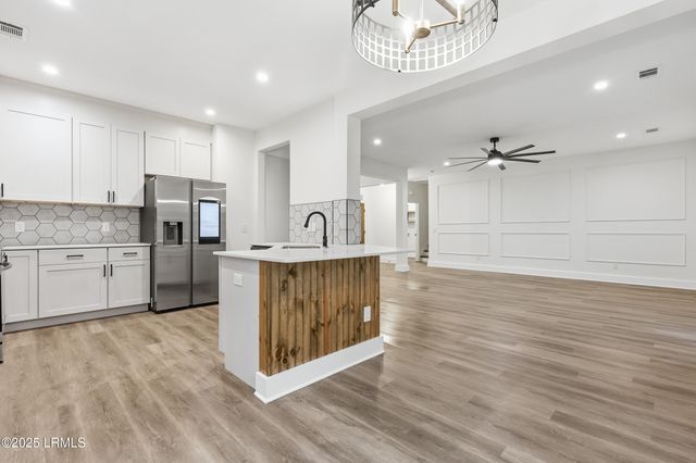 579 Sams Point Road, Beaufort, SC 29907