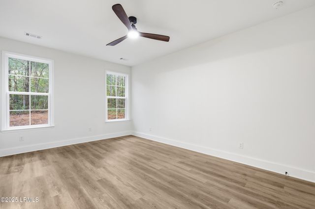 579 Sams Point Road, Beaufort, SC 29907