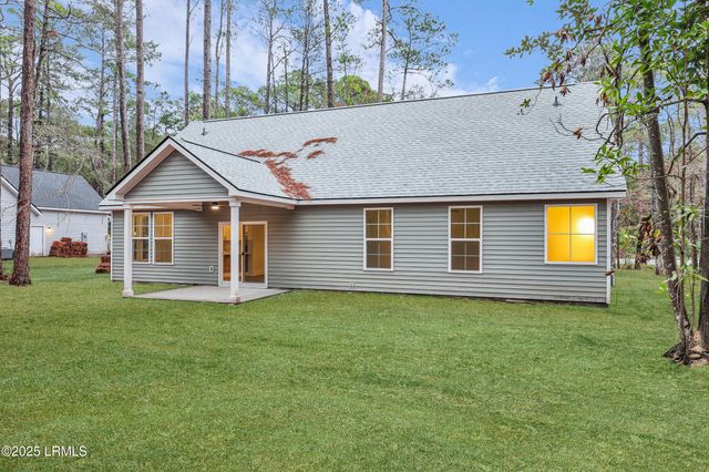 579 Sams Point Road, Beaufort, SC 29907