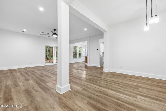 579 Sams Point Road, Beaufort, SC 29907