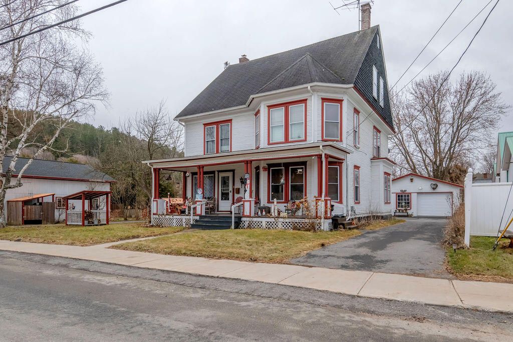 8 School Lane, Au Sable Forks, NY 12912