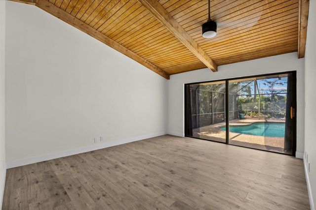 21143 N Escondido Way Way N, Boca Raton, FL 33433