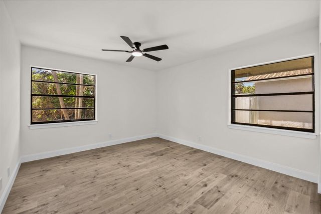 21143 N Escondido Way Way N, Boca Raton, FL 33433