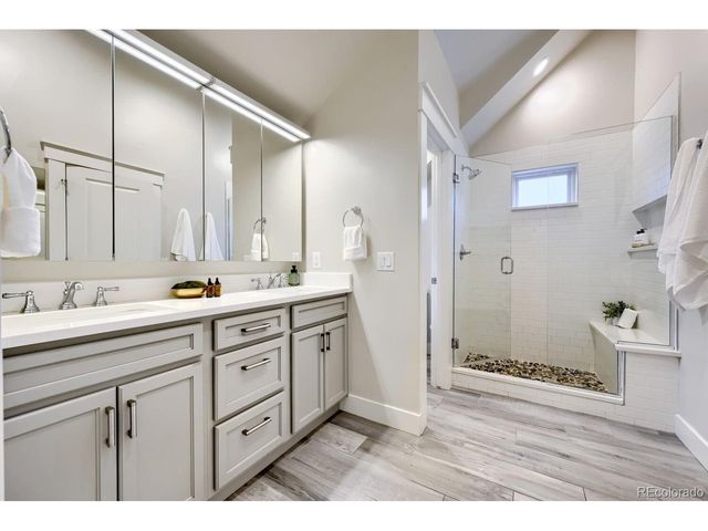 2322 Hudson St, Denver, CO 80207