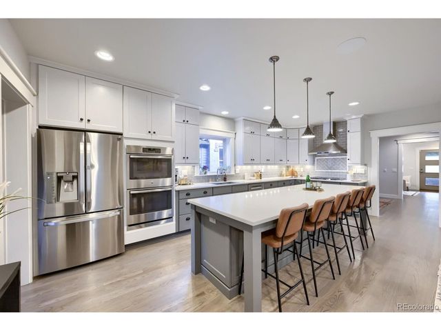 2322 Hudson St, Denver, CO 80207