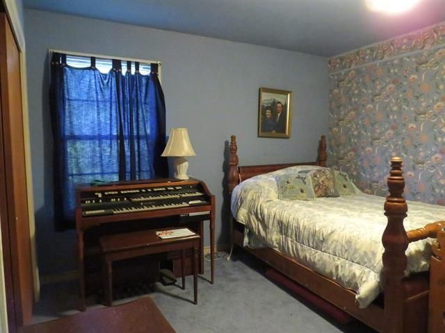 110 W Lakecrest DR, Bluffton, TX 78607