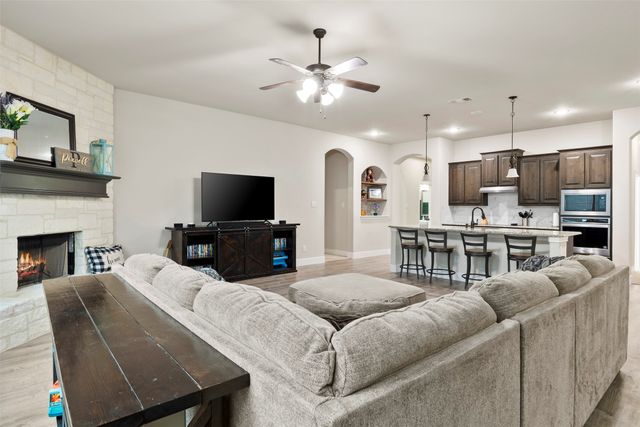 354 Wolf Creek Drive, Waxahachie, TX 75165