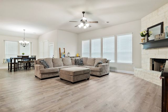 354 Wolf Creek Drive, Waxahachie, TX 75165
